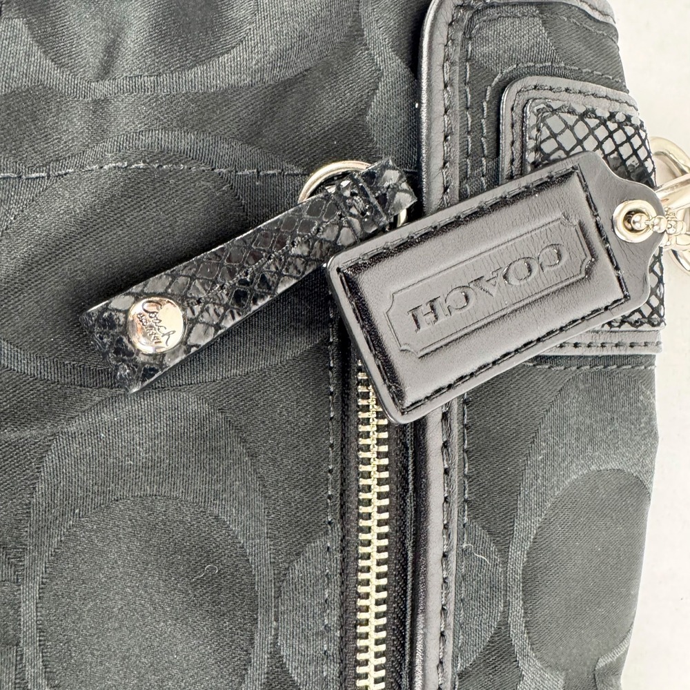 Coach Signature Jacquard flap Shoulder Bag Black Snakeskin Trim - Picture 5 of 9